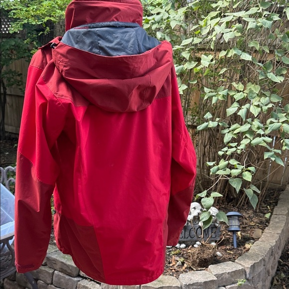 Men’s Berghaus Hydroshell Elite Vibrant Red Outdoor Hooded Jacket. Size L. - Picture 3 of 12